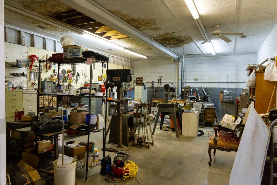 More Photos Of 512 Tift Ave S, Tifton Freestanding For Sale