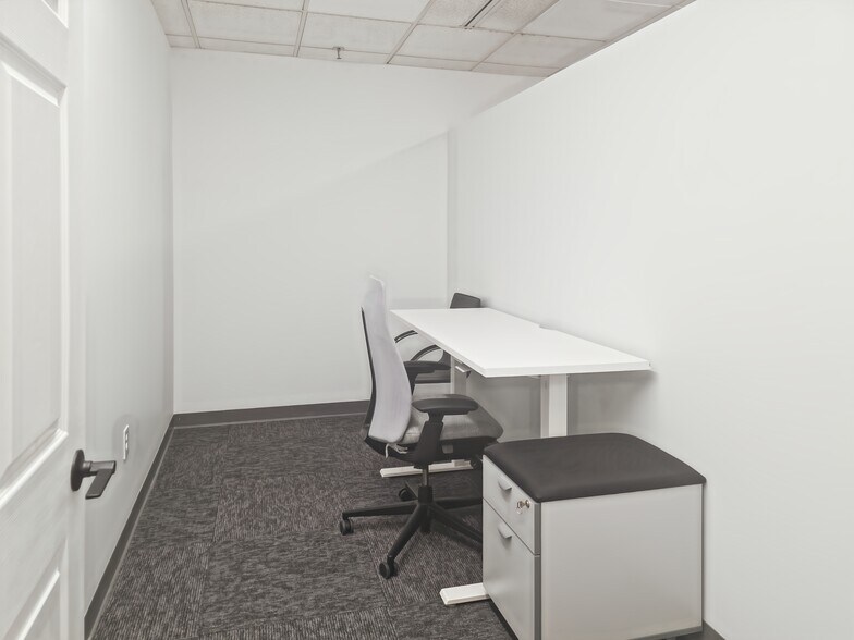 More Photos Of 20 Jackson Dr, Cranford Coworking Space