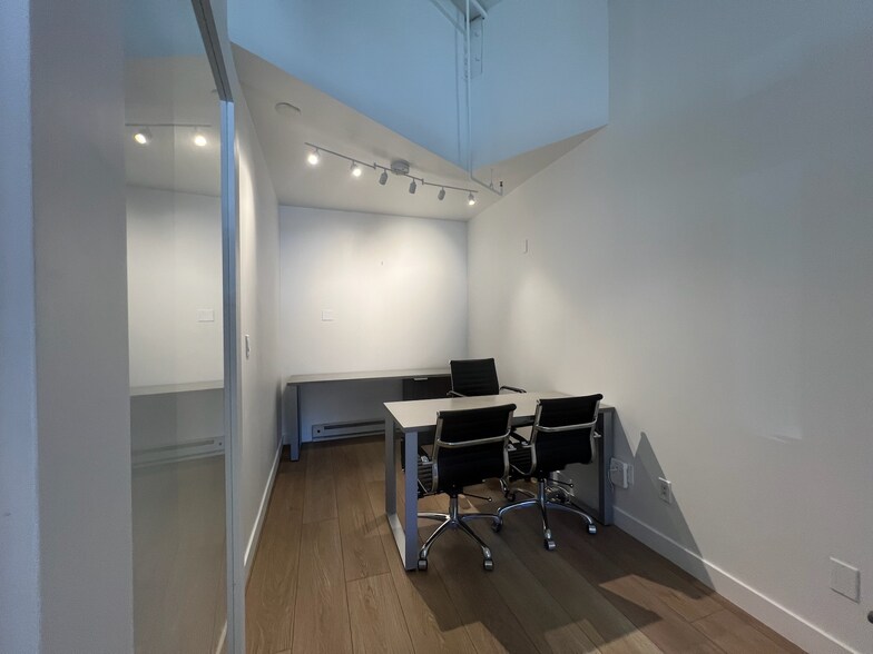 More Photos Of 25 Lower Woodbridge Rd, Snowmass Village Medical For Lease