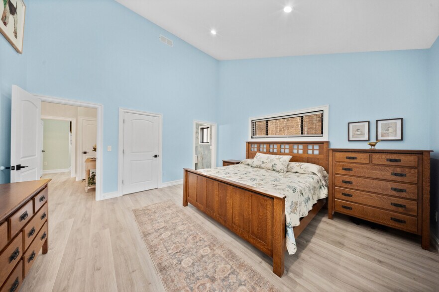 More Photos Of 325 Sinking Rd, Argillite Hospitality For Sale