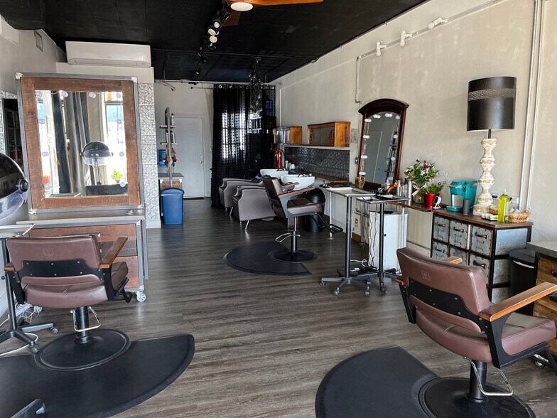 More Photos Of 3023 Central Ave, Saint Petersburg Storefront Retail Office For Sale