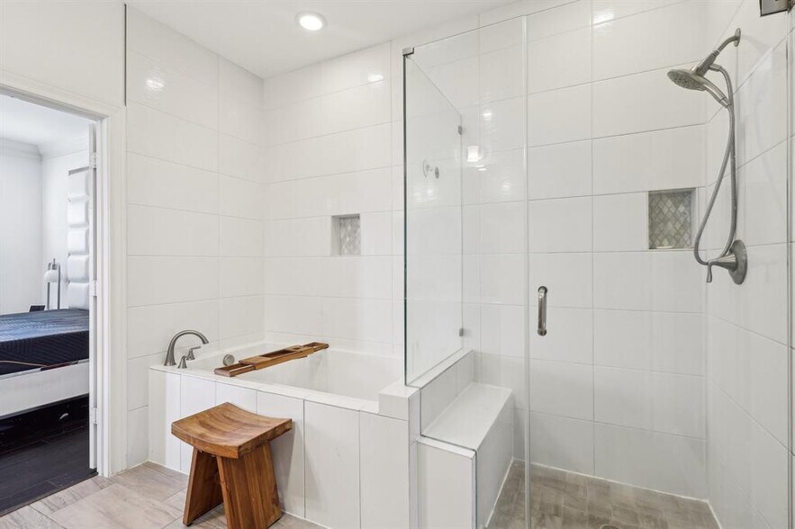 More Photos Of 3912 Ennis St, Houston Specialty For Sale