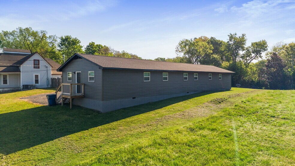 More Photos Of 555 Wildwood Ave SE, Cleveland Multifamily For Sale