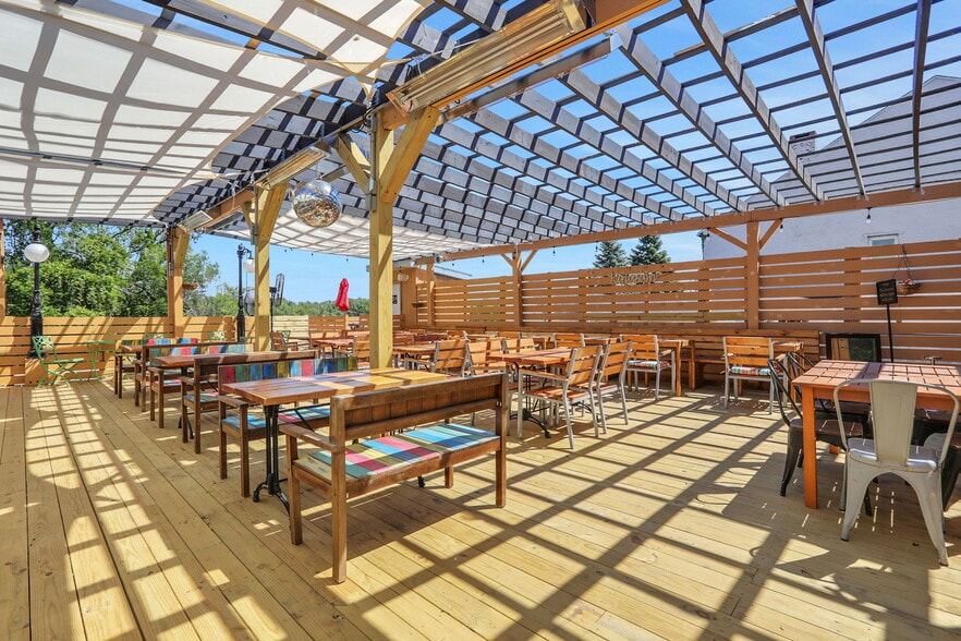 More Photos Of 63 N Front St, Kingston Storefront For Sale