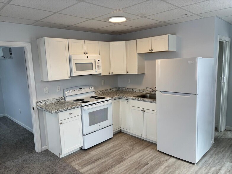 More Photos Of 241 Main St, Townsend Office Residential For Sale