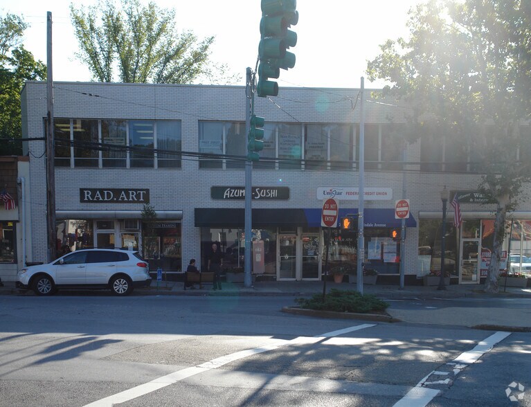 More Photos Of 217-223 E Hartsdale Ave, Hartsdale Storefront Retail Office For Lease