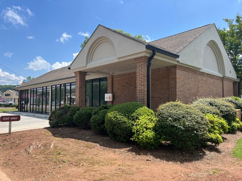 Primary Photo Of 314 E Main St, Cartersville Office For Lease