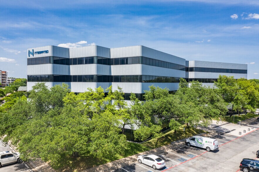 More Photos Of 15400 Knoll Trail Dr, Dallas Office For Lease