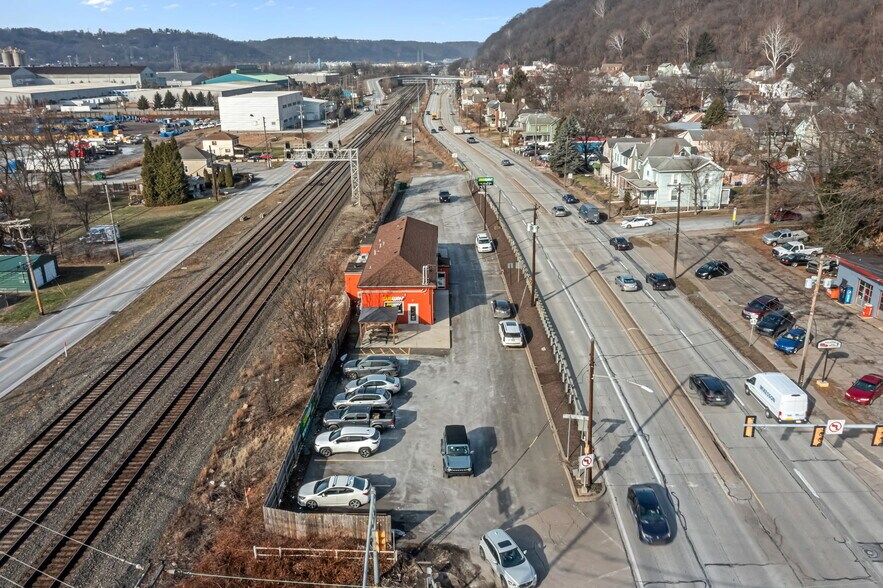 More Photos Of 99 Ohio River Blvd, Leetsdale Fast Food For Sale