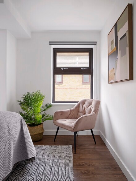 More Photos Of 12 Bryant St, London Apartments For Sale