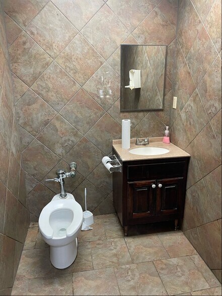 More Photos Of 610 Highway 270, Krebs Convenience Store For Sale