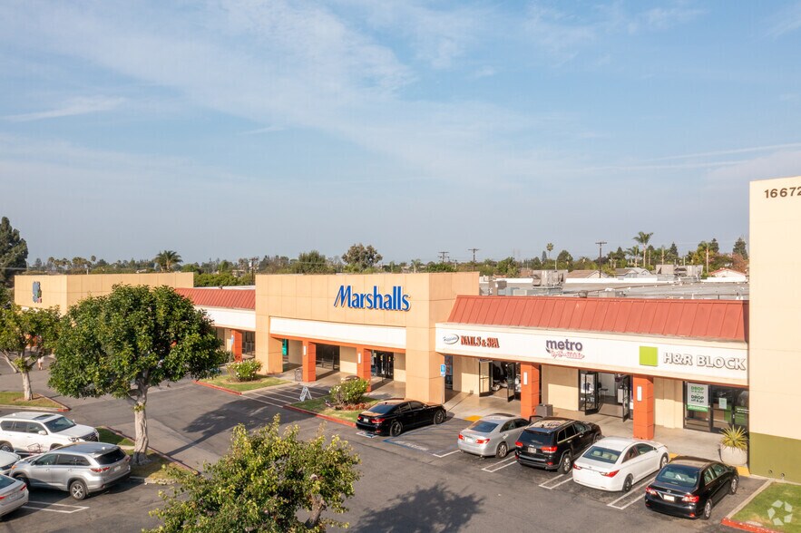 More Photos Of 16672-16732 Beach Blvd, Huntington Beach Unknown For Lease