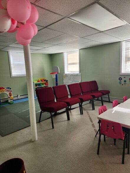 More Photos Of 251 Magnolia St, Cranston Religious Facility For Lease