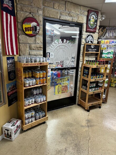 More Photos Of 200 E 6th St, Rolla General Retail For Sale