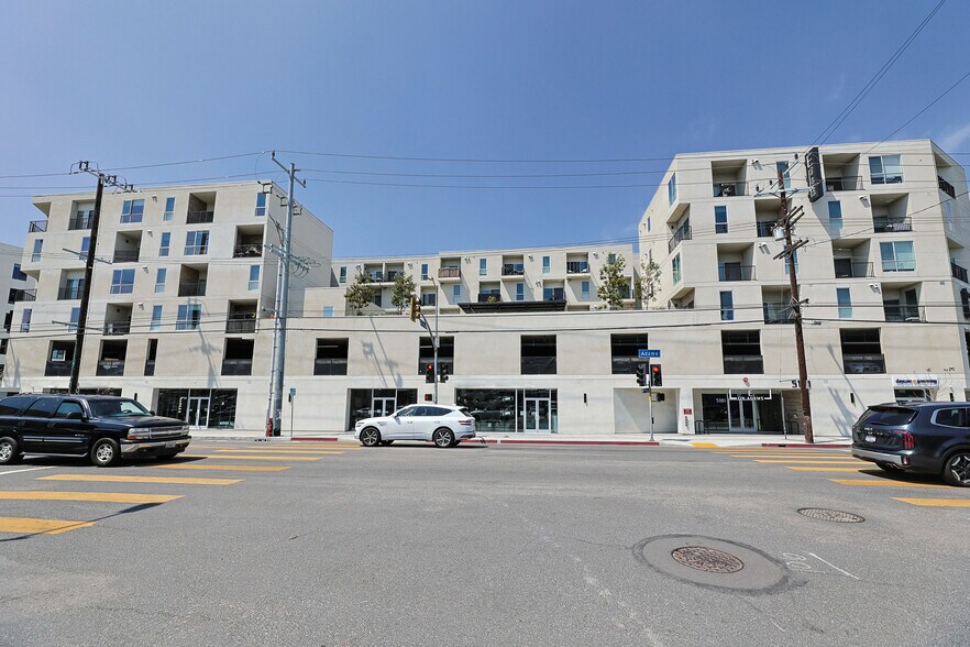 More Photos Of 5181 W Adams Blvd, Los Angeles Apartments For Lease