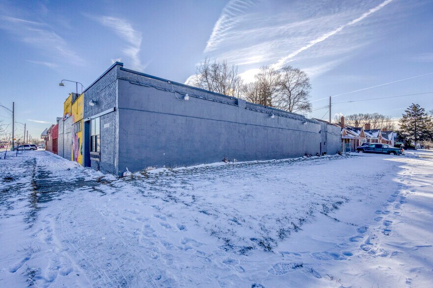 More Photos Of 19147 Joy Rd, Detroit Storefront For Sale