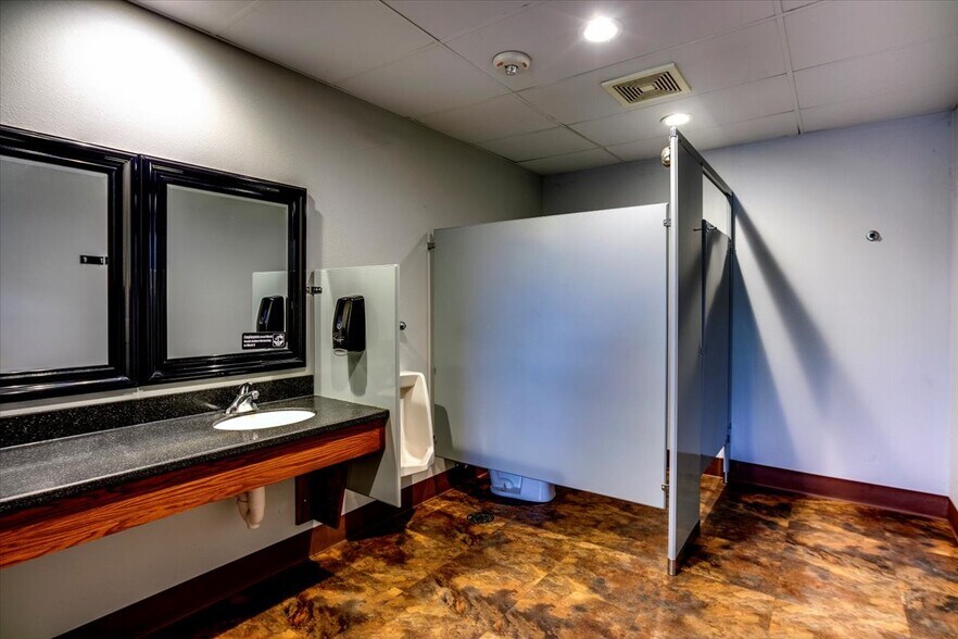 More Photos Of 115-125 56th St, Kenosha Apartments For Sale