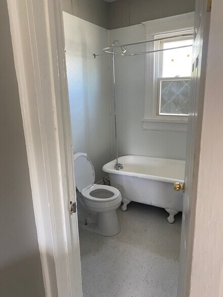 More Photos Of 11 Maria St, Rochester Apartments For Sale