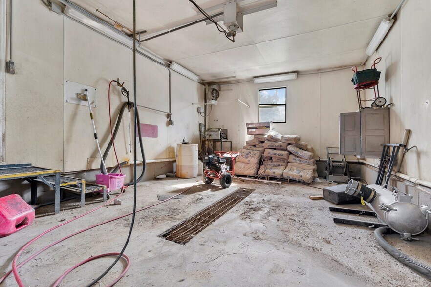 More Photos Of 19925 12 Mile Rd, Big Rapids Service For Sale