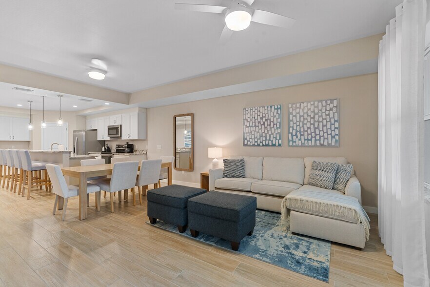 More Photos Of 5126 Coronado Pky, Cape Coral Apartments For Sale