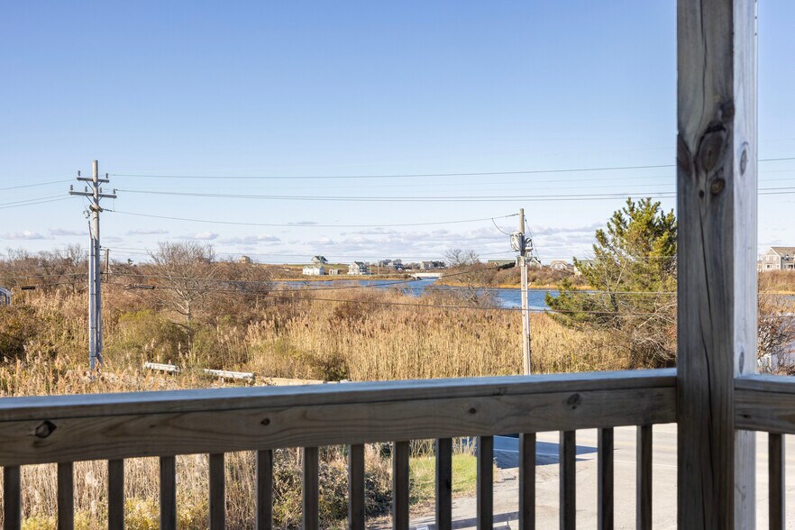 More Photos Of 212 Water St, Block Island Storefront For Sale