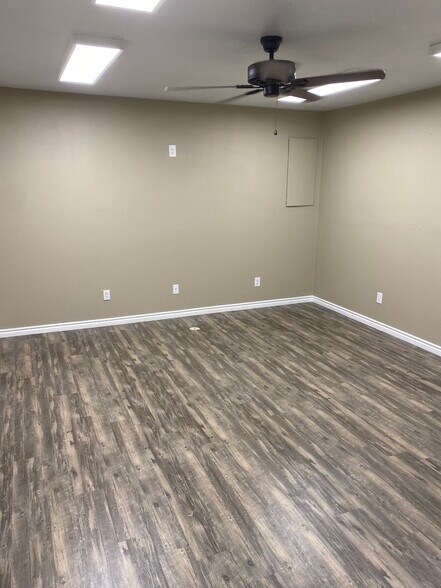 More Photos Of 304 S Magnolia Blvd, Magnolia Light Manufacturing For Lease
