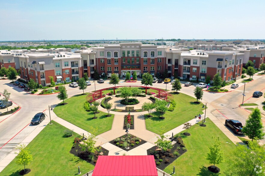 More Photos Of 380 Vista Court Dr, Plano Apartments For Lease