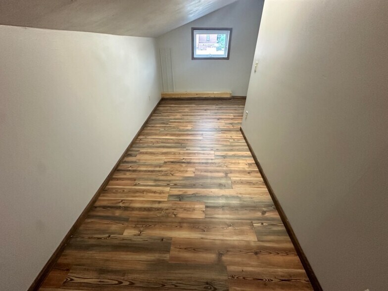 More Photos Of 47 W Bridge St, Oswego Storefront Retail Residential For Sale