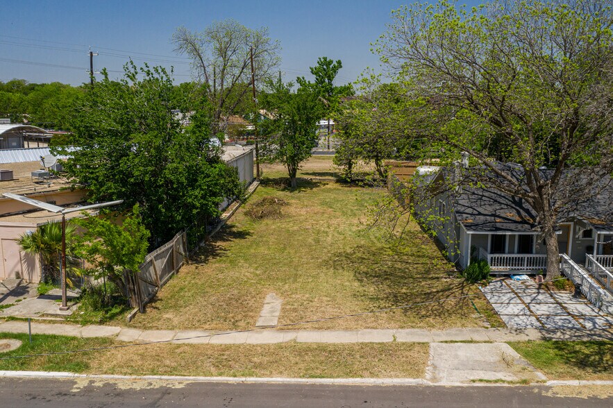 More Photos Of 3522 Broadway, San Antonio Land For Sale