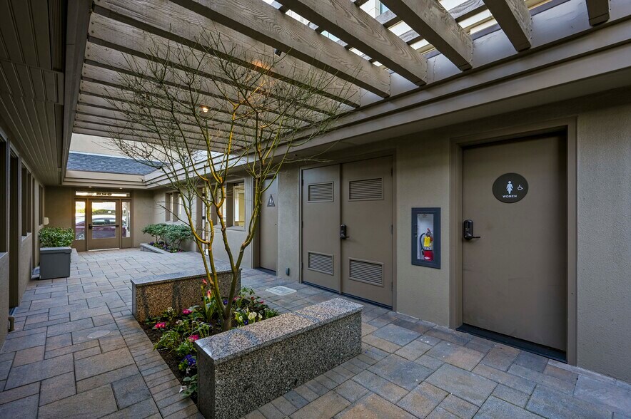 More Photos Of 626 Jefferson Ave, Redwood City Medical For Lease