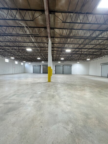More Photos Of 7441-7571 NW 78th St, Medley Warehouse For Lease