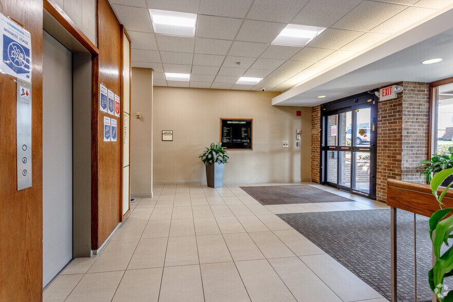 More Photos Of 8900 State Line Rd, Leawood Medical For Sale