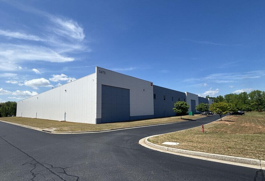More Photos Of 5475 Aloha Way, Oakwood Warehouse For Lease