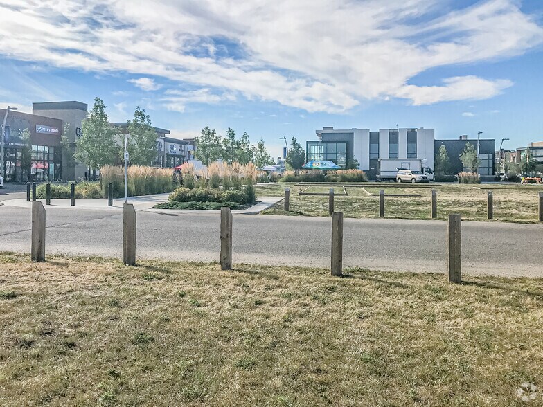 More Photos Of 6103 Currents Dr NW, Edmonton Office For Lease