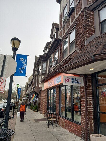 More Photos Of 14 Park Ave, Swarthmore Storefront Retail Residential For Lease