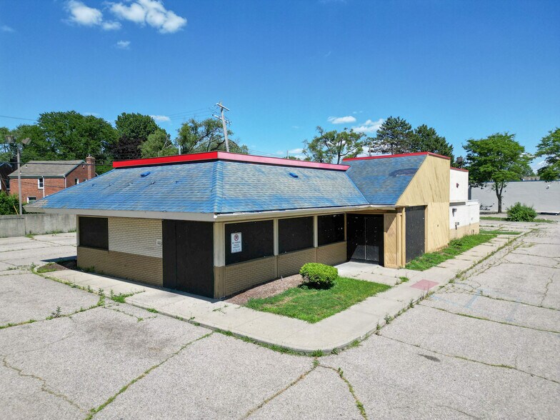 More Photos Of 20200 Grand River Ave, Detroit Fast Food For Sale