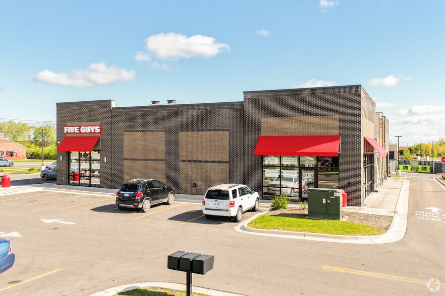 More Photos Of 1229 Holiday Blvd, Monroe Storefront For Lease