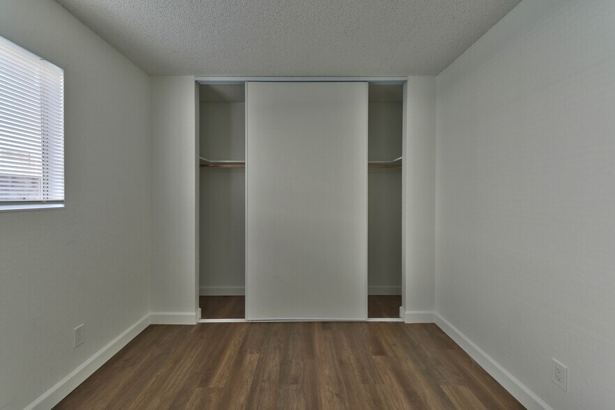 More Photos Of 290 Pennsylvania Dr, Watsonville Apartments For Sale