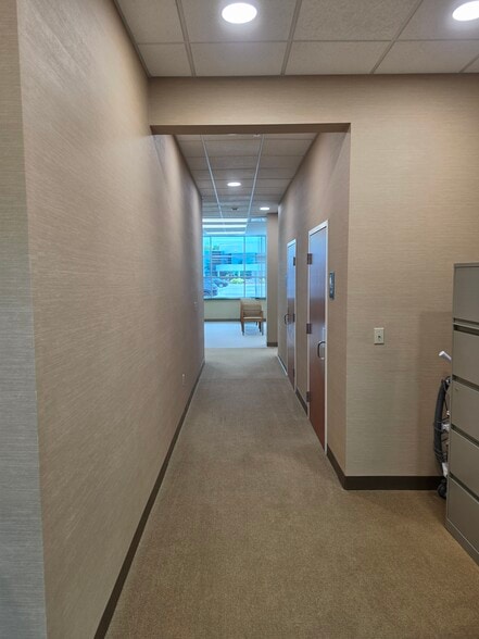 More Photos Of 8235 N Holly Rd, Grand Blanc Office For Lease