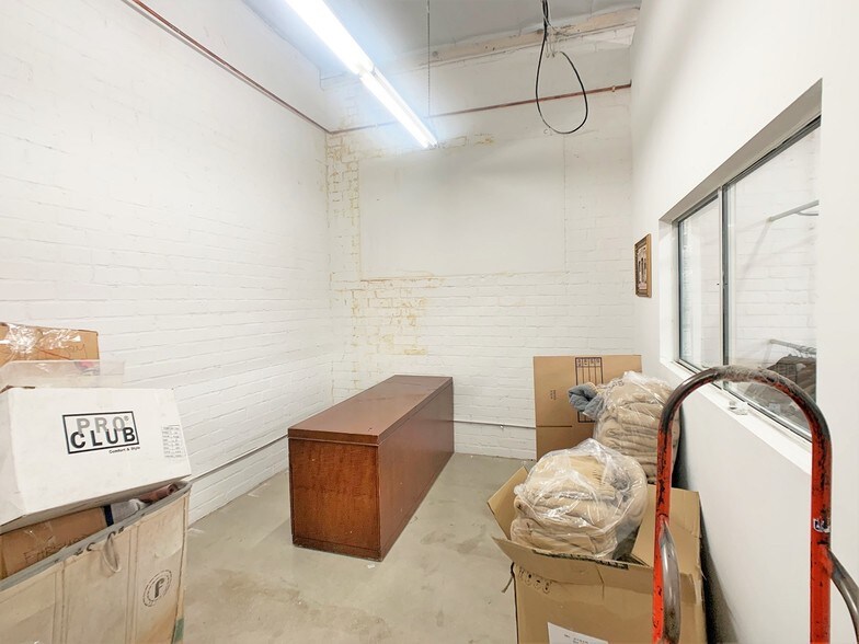 More Photos Of 1334 S Main St, Los Angeles Storefront Retail Office For Sale