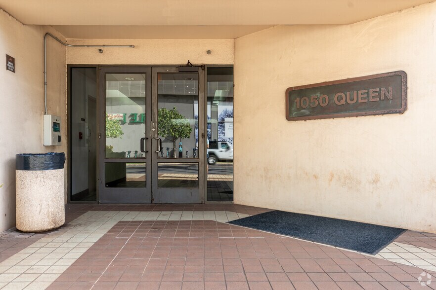 More Photos Of 1050 Queen St, Honolulu Coworking Space