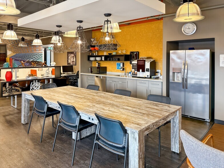 More Photos Of 22420 Dewdney Trunk Rd, Maple Ridge Coworking Space