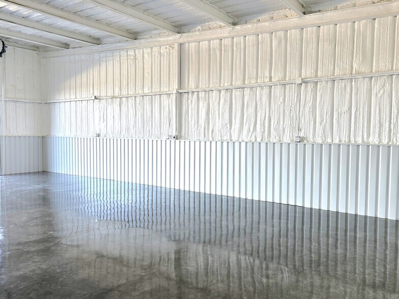 More Photos Of 6366-6414 FM 1715, Lampasas Flex For Lease