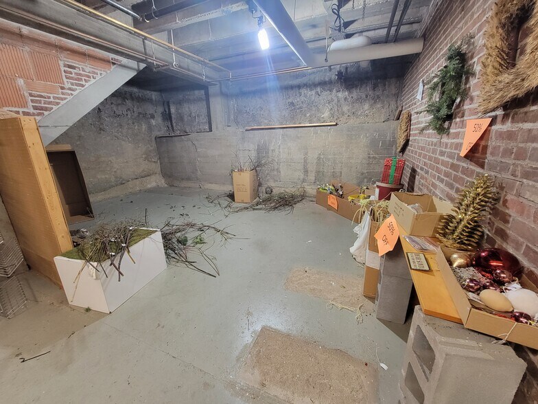 More Photos Of 117 E 3rd Ave, Mitchell Multifamily For Sale