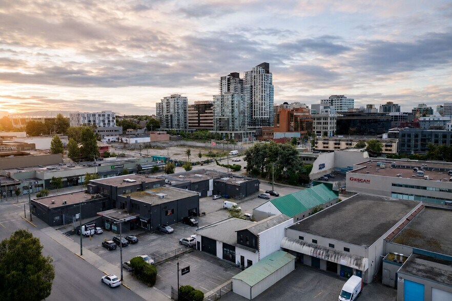 More Photos Of 639 Pembroke St, Victoria Industrial For Sale