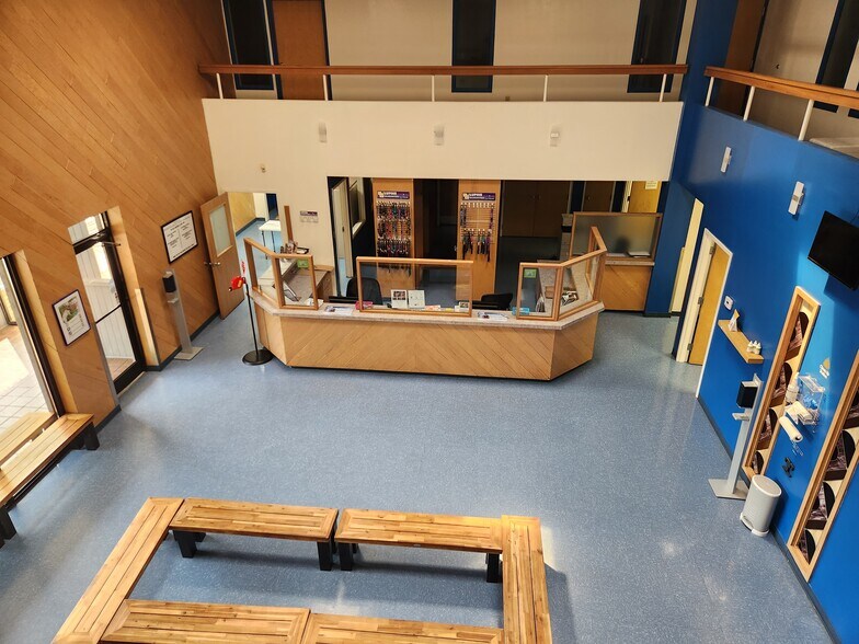 More Photos Of 1910 N Church St, Greensboro Office For Sale