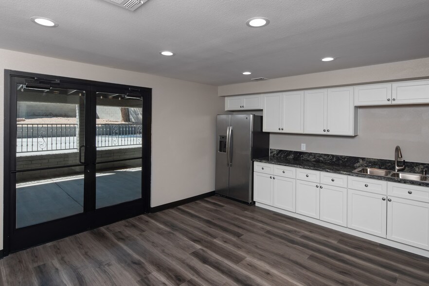 More Photos Of 3291 E Patrick Ln, Las Vegas Medical For Lease