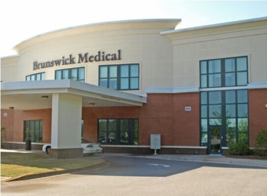More Photos Of 20 NW Medical Campus Dr, Supply Medical For Lease