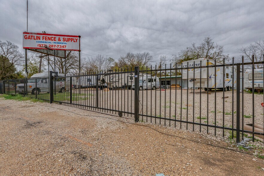 More Photos Of 1301 N Highway 175, Seagoville Warehouse For Sale