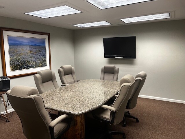 More Photos Of 124 McFaul Way, Zephyr Cove Office For Lease